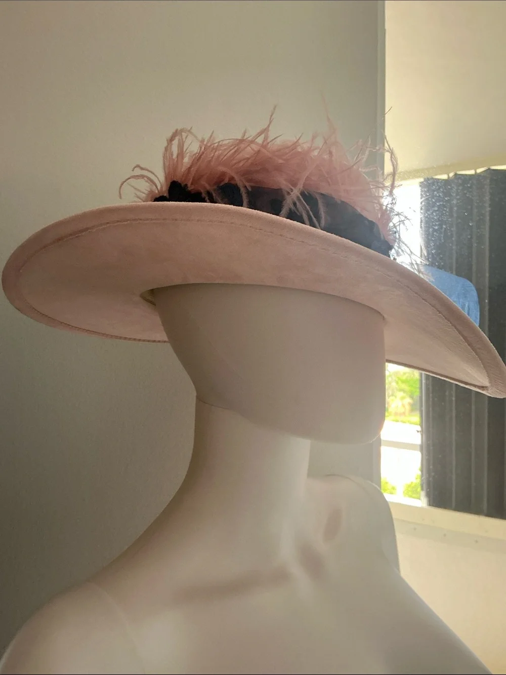 Current/Elliott Pink and Navy Feathered Wide-Brim Dress Hat